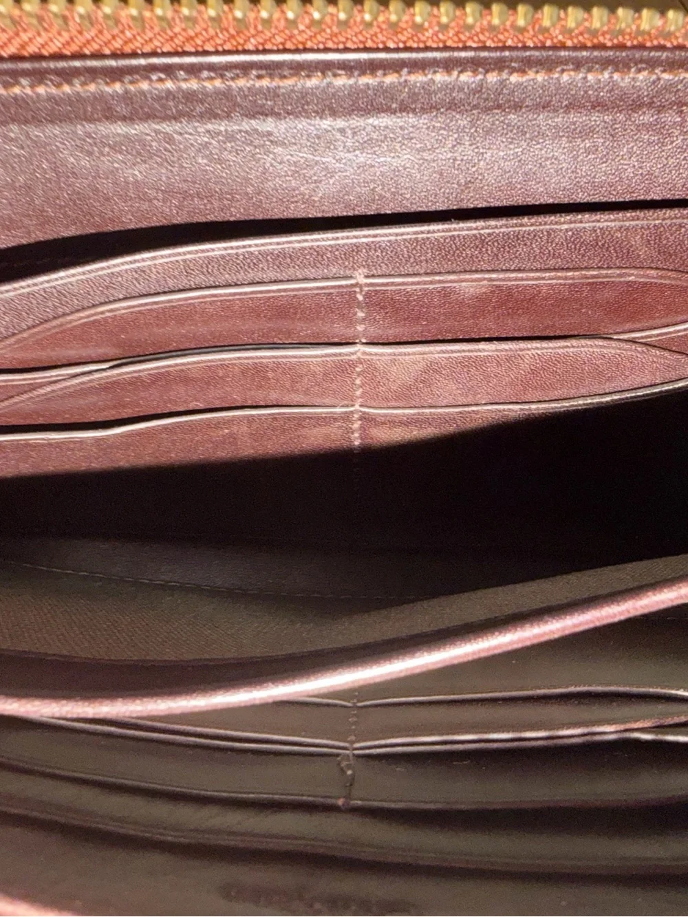 Cole Haan Clutch Wallet 16 card slots Outside Turnlock Pocket Rust Leather